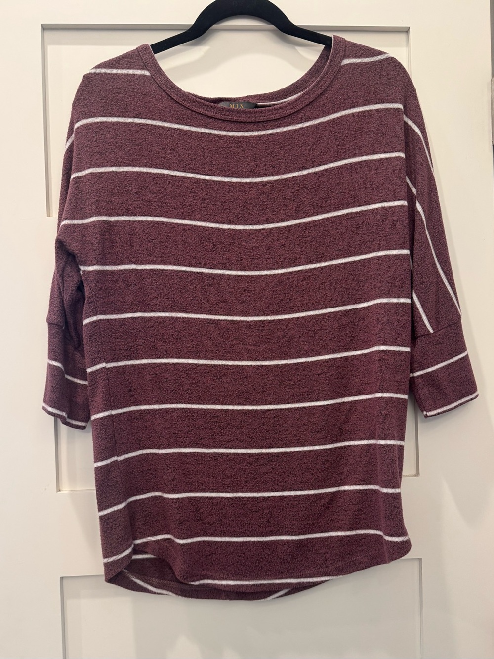 Mix by 41 Hawthorne Small Maroon Striped 3/4 Sleeve Top